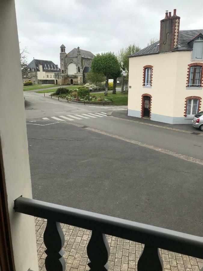 Josselin Church View . Exterior photo